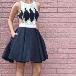 Mac Duggal homecoming dress
